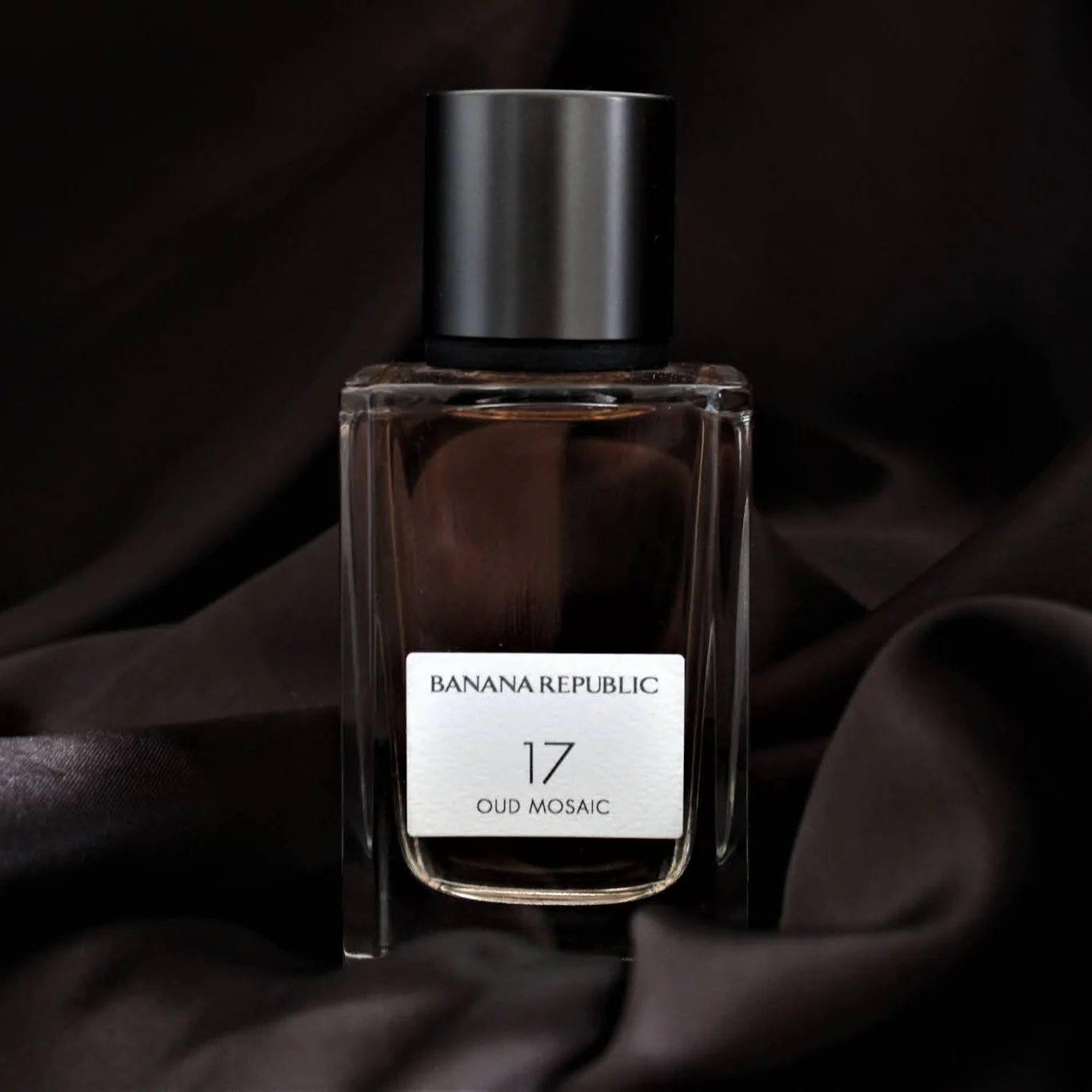 Banana Republic 17 Oud Mosaic EDP - Image 3