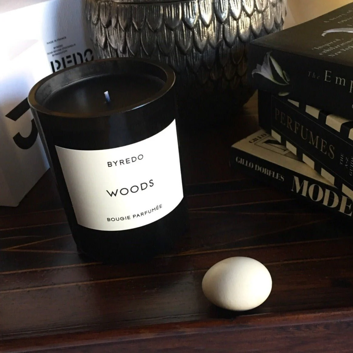 Byredo Woods Candle - Image 3