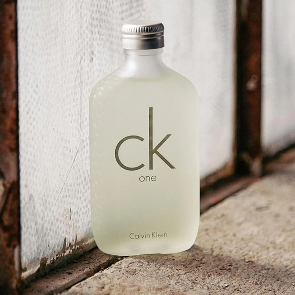 Calvin Klein CK One EDT - Image 2
