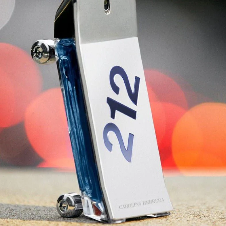 Carolina Herrera 212 Heroes Forever Young Men EDT - Image 3