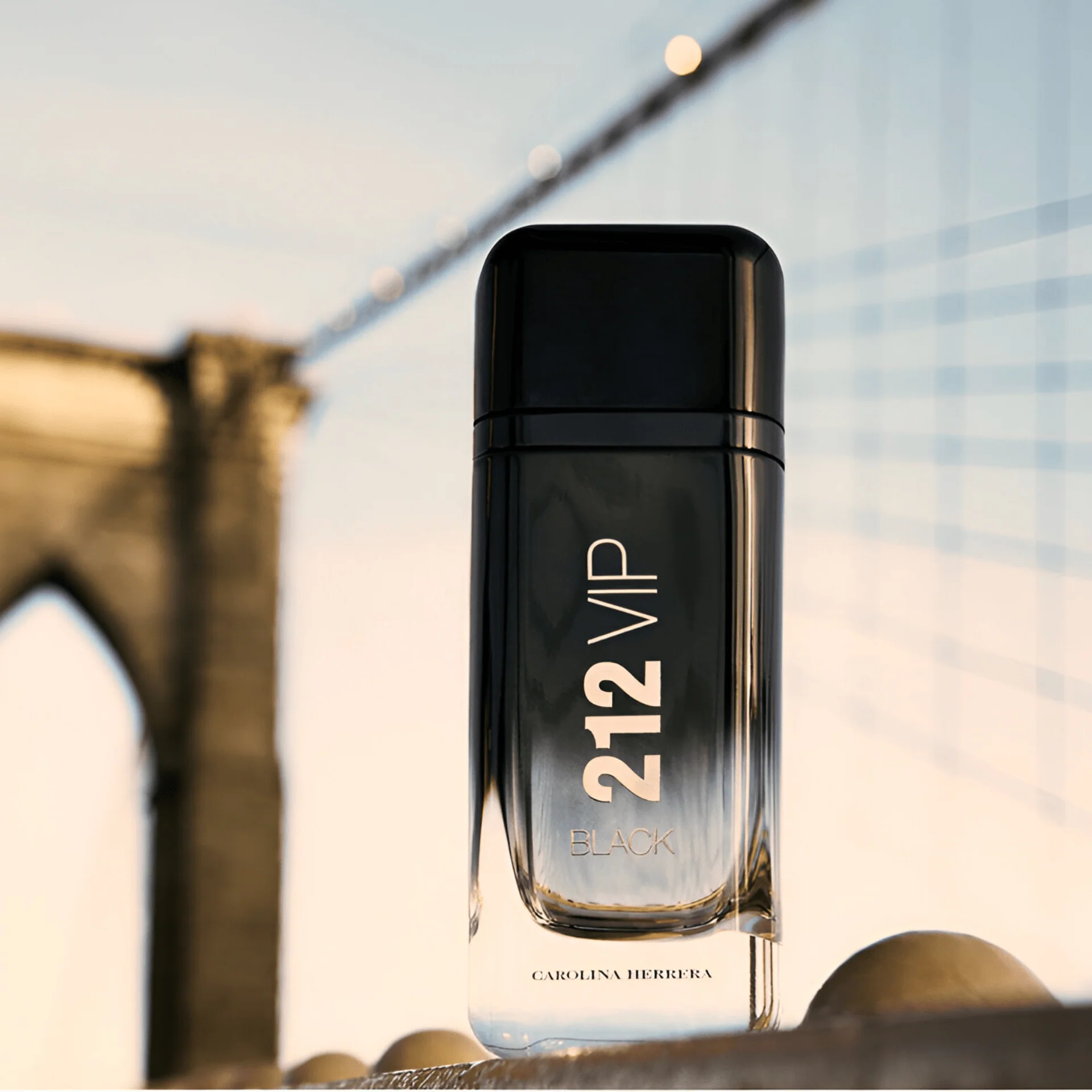 Carolina Herrera 212 VIP Black EDP - Image 2