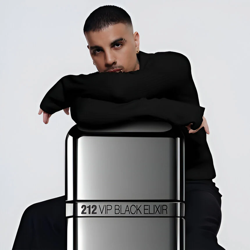 Carolina Herrera 212 Vip Black Elixir EDP - Image 4