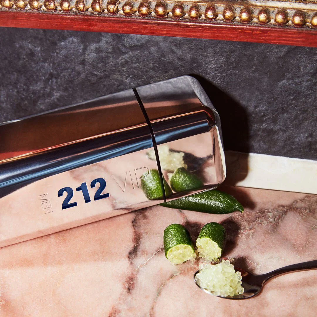 Carolina Herrera 212 VIP EDT - Image 2