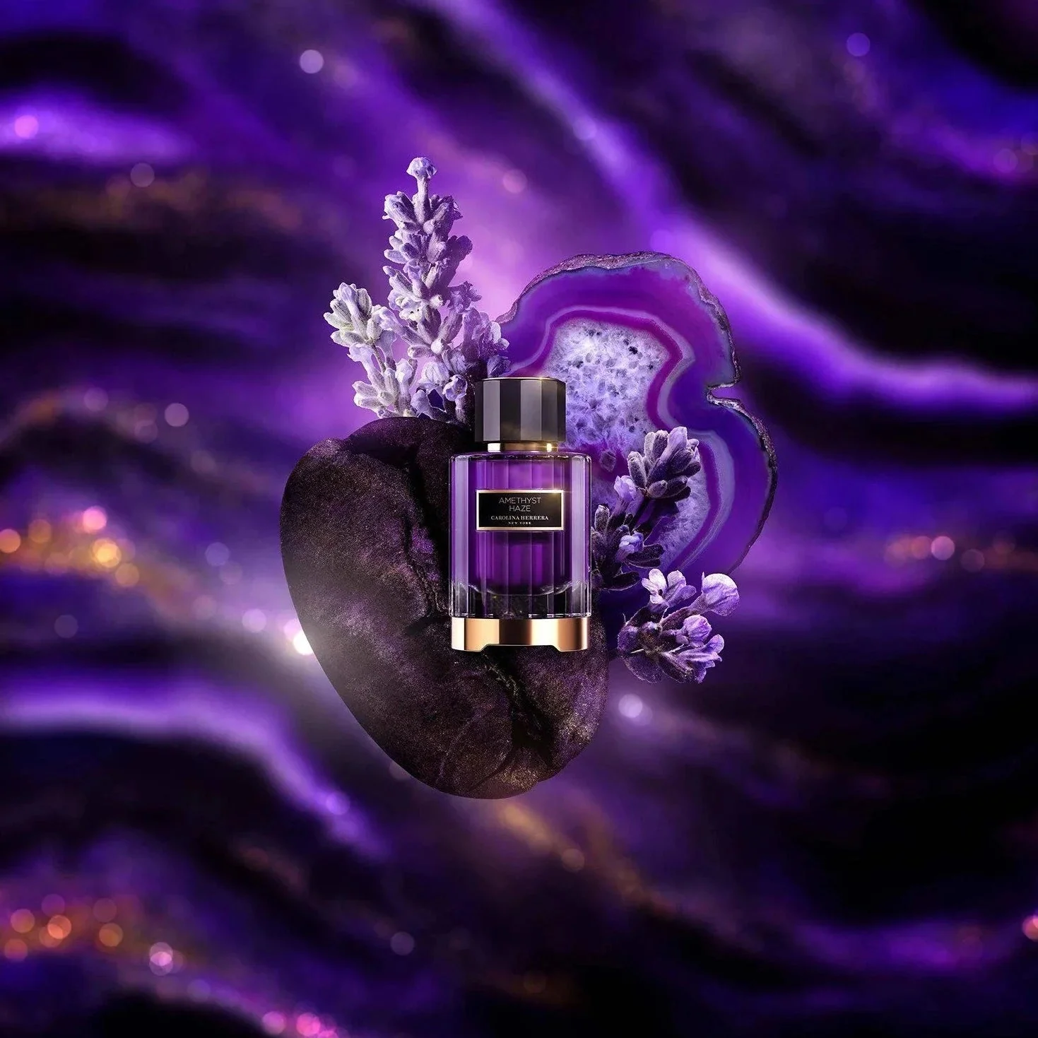 Carolina Herrera Amethyst Haze EDP - Image 4