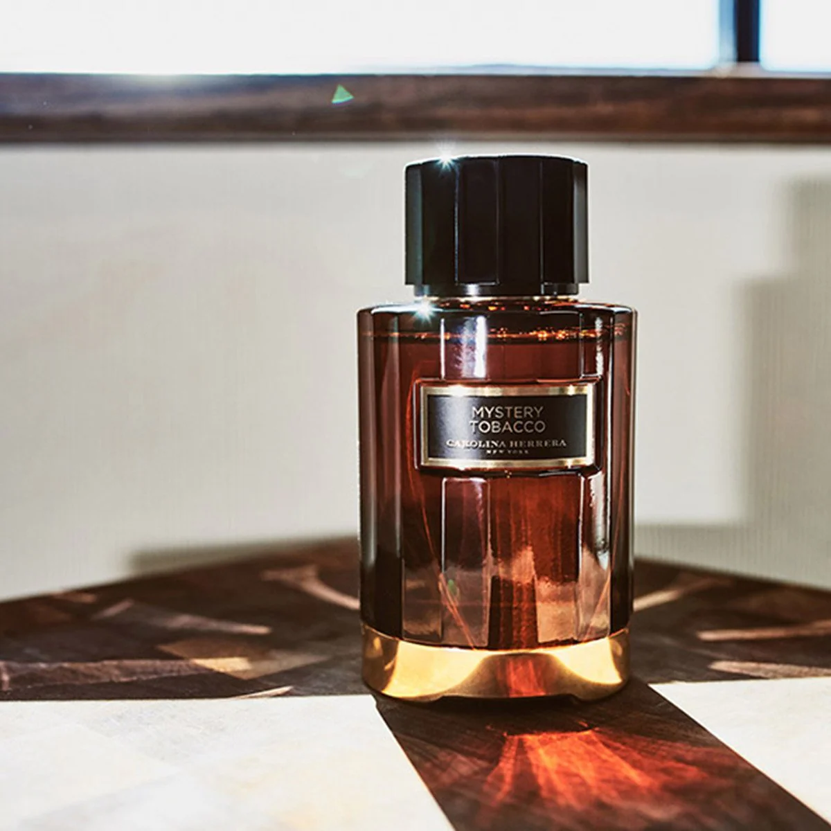 Carolina Herrera Mystery Tobacco EDP - Image 4