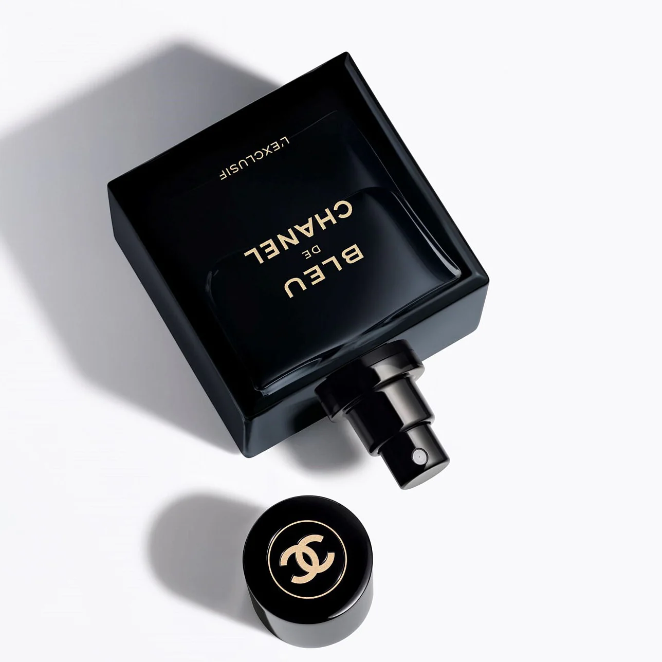 Chanel Bleu de Chanel L'exclusif Parfum for Men - Image 2