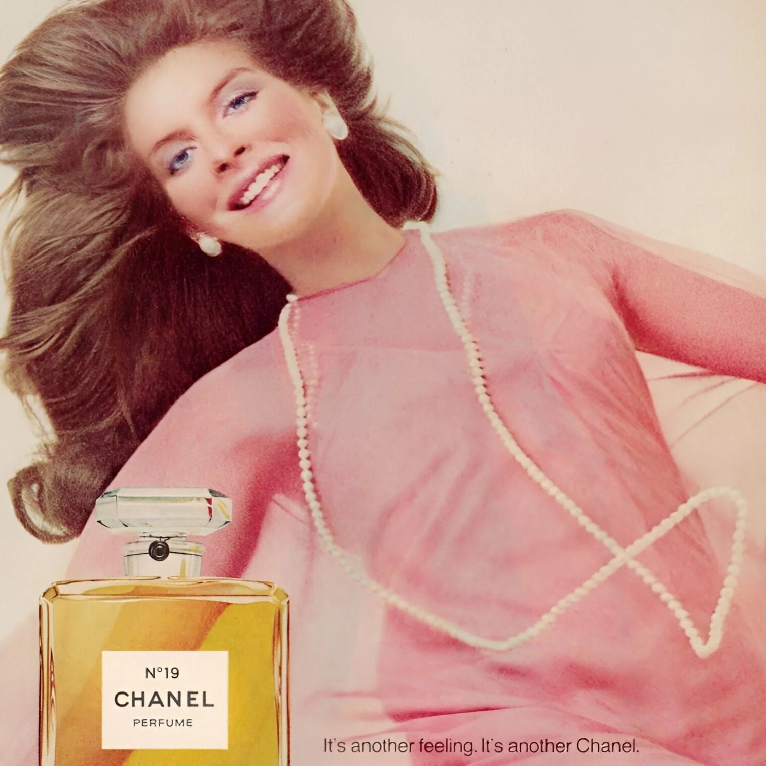 Chanel No.19 EDP - Image 3