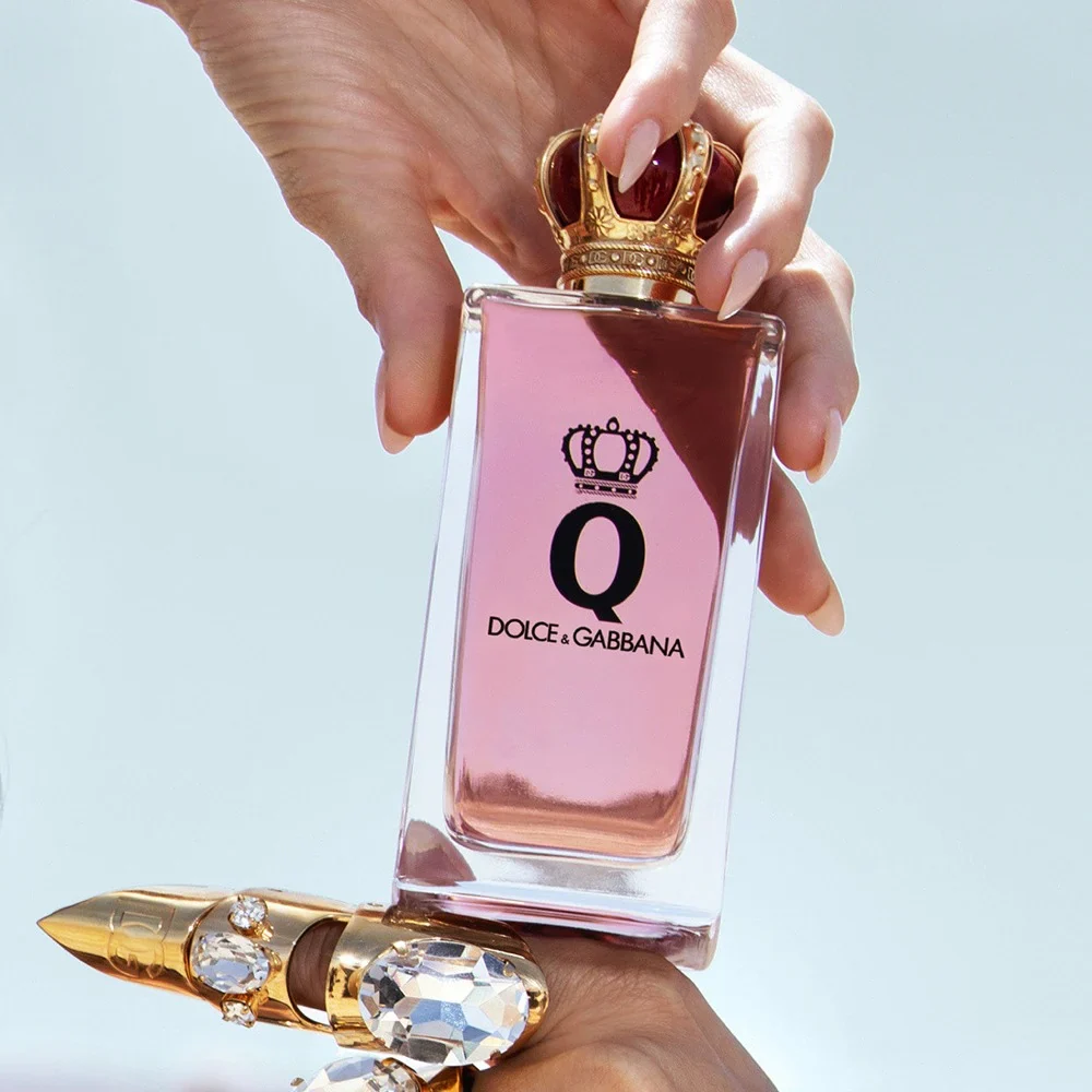 Dolce & Gabbana Q EDP For Women Travel Gift Set - Image 4