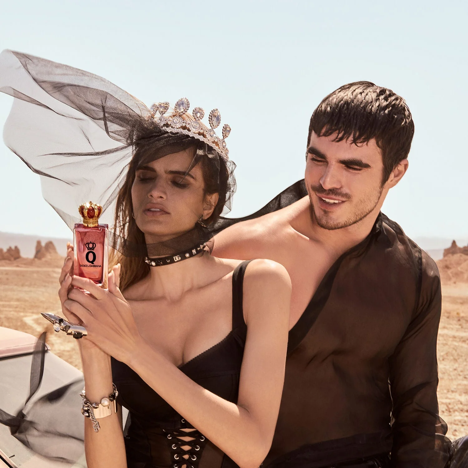 Dolce & Gabbana Q EDP Intense For Women Gift Set - Image 4