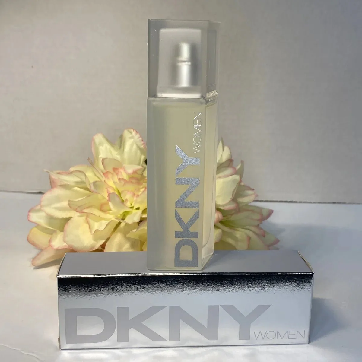 DKNY Energizing EDP For Women - Image 3