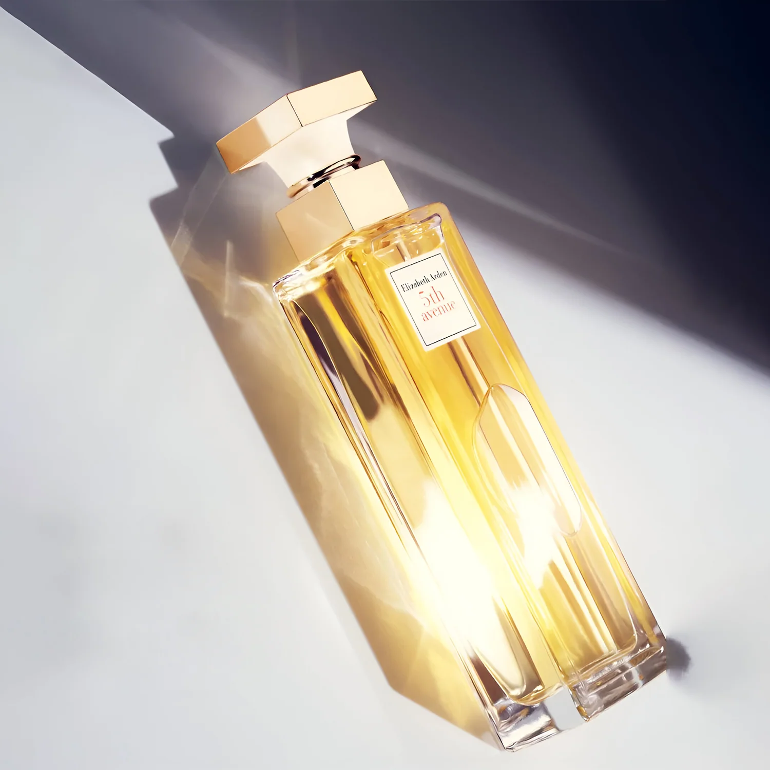 Elizabeth Arden 5th Avenue EDP Travel Gift Set - Image 3