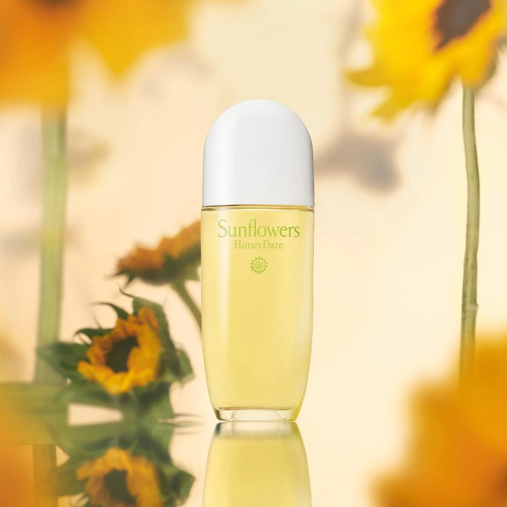 Elizabeth Arden Sunflowers EDT & Body Lotion Gift Set For Women - Image 2
