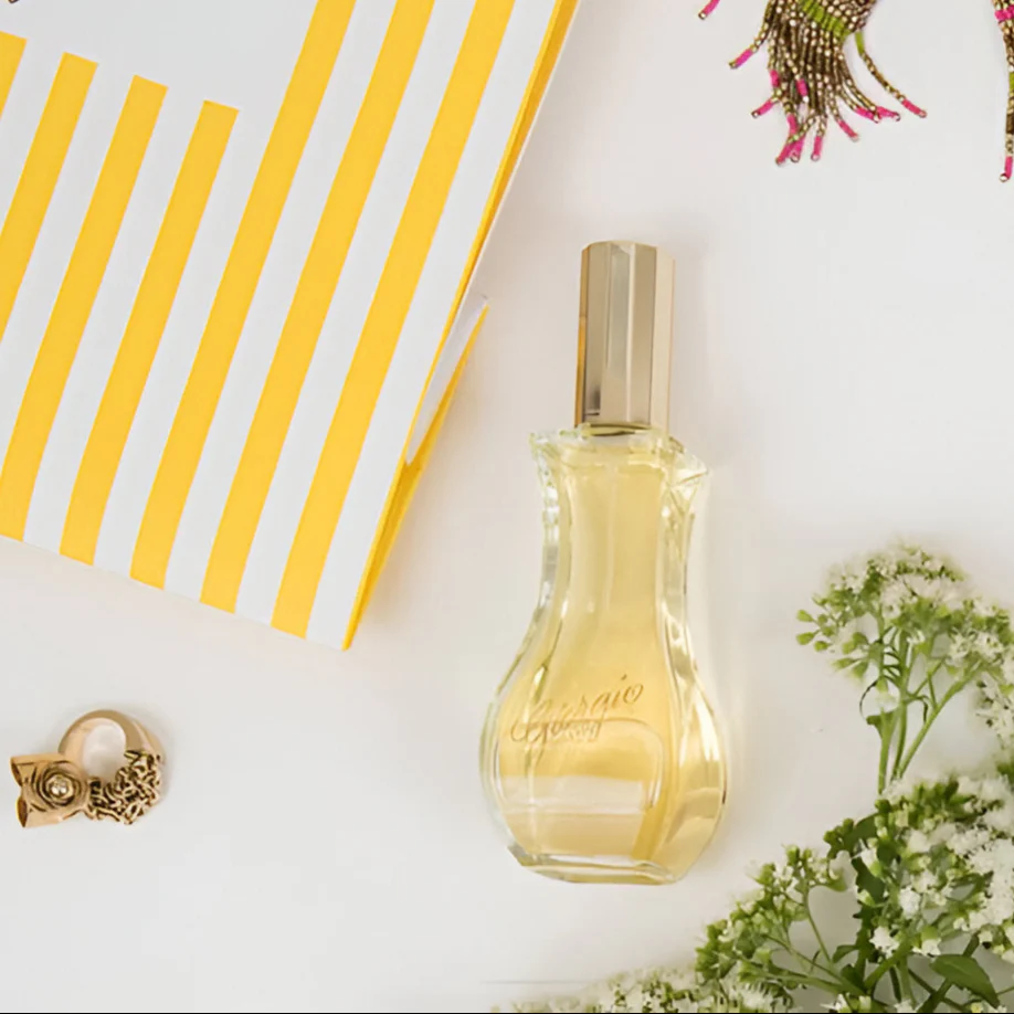 Giorgio Beverly Hills Yellow EDT For Women Gift Set - Image 4