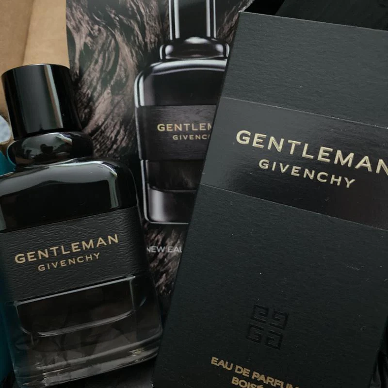 Givenchy Gentleman EDP Boisee - Image 3