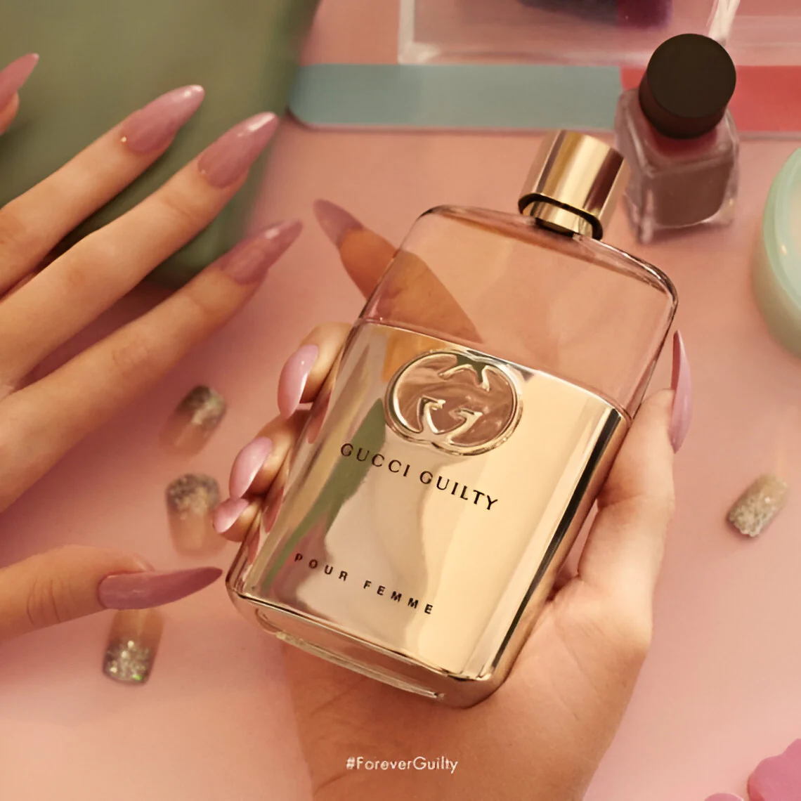 Gucci Guilty Pour Femme EDP Gift Set - Image 3