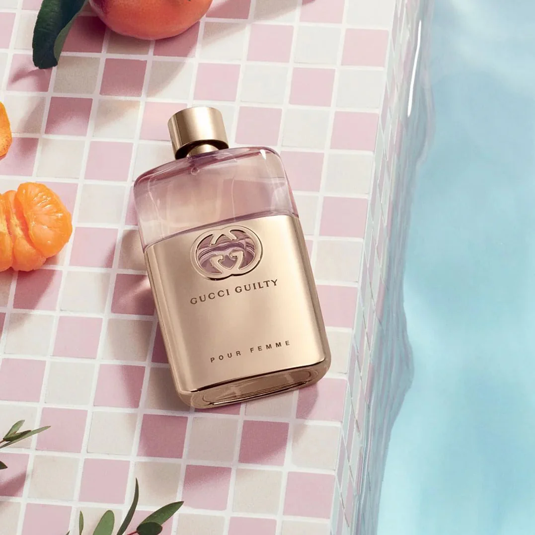 Gucci Guilty Pour Femme EDP Travel Gift Set - Image 4