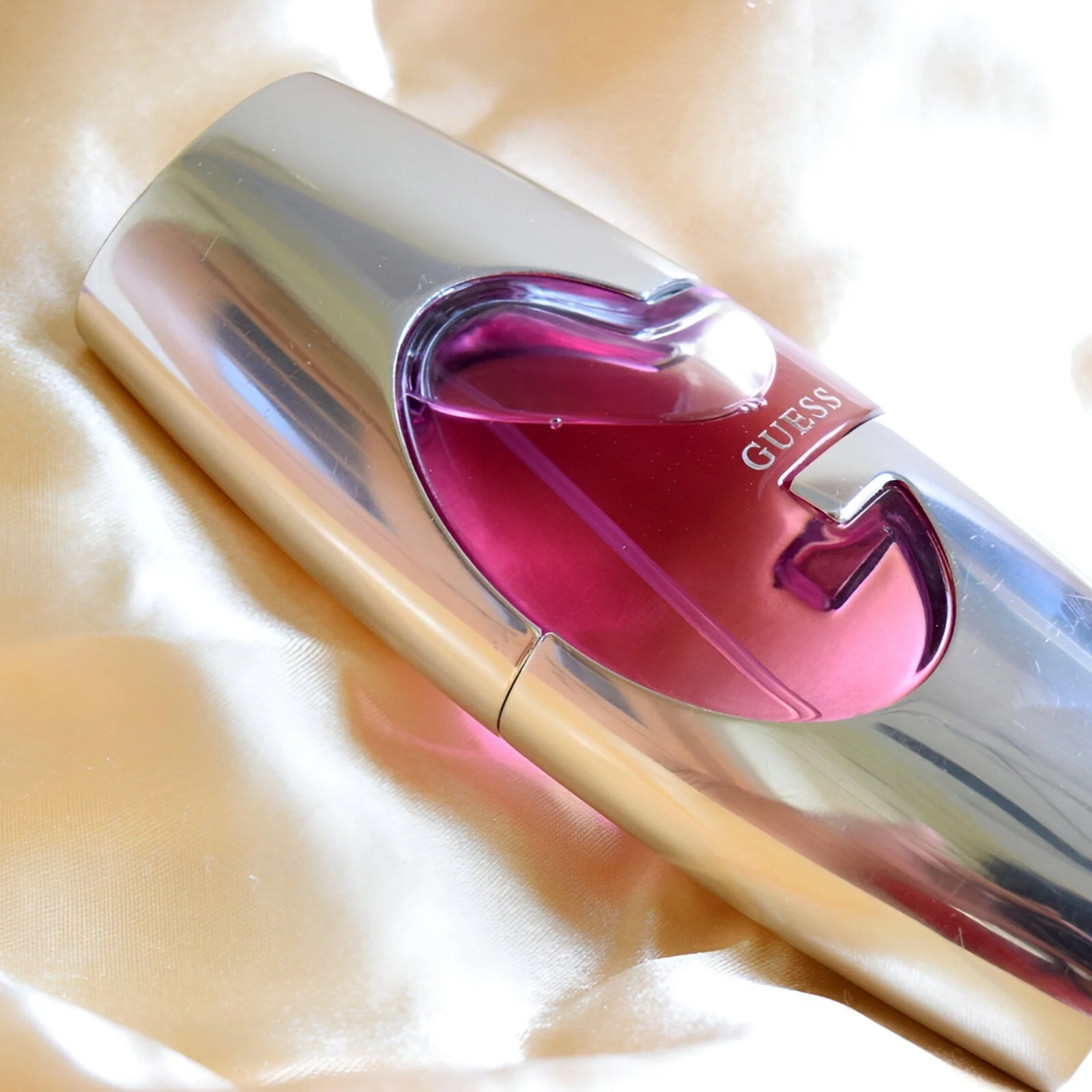Guess Pink EDP Mist Gift Set for Women - Image 2
