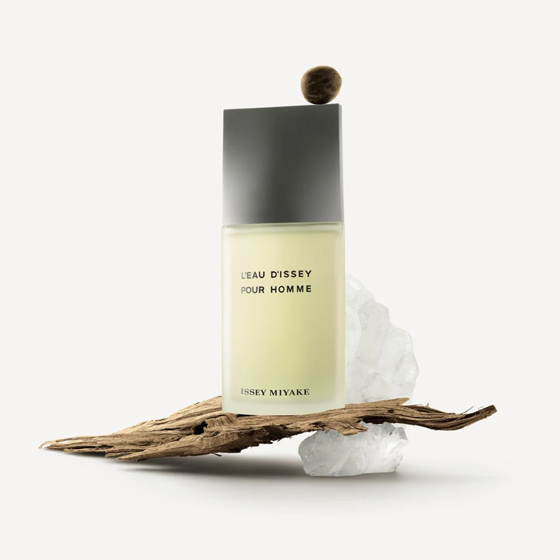 Issey Miyake L'Eau D'Issey Pour Homme Gift Set - Image 4