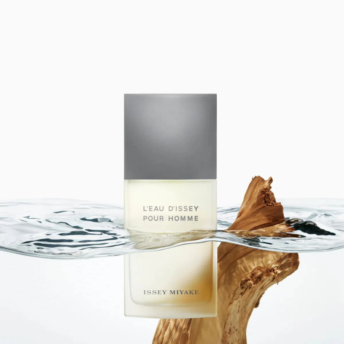 Issey Miyake L'Eau D'Issey Pour Homme EDT Shower Gel Set for Men - Image 3