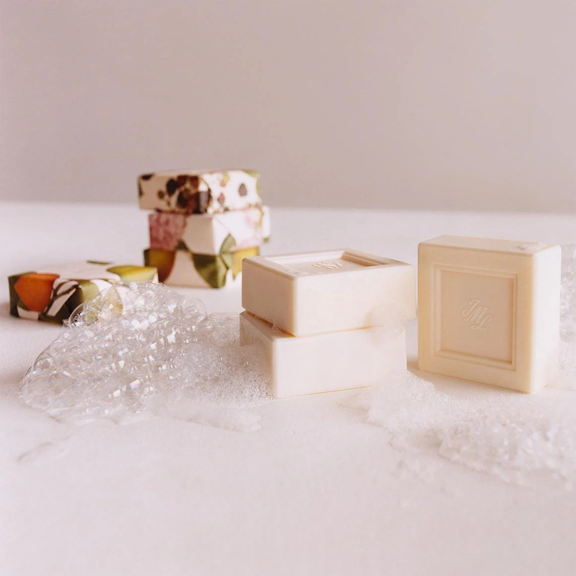 Jo Malone Lime Basil & Mandarin Soap 100 G - Image 3