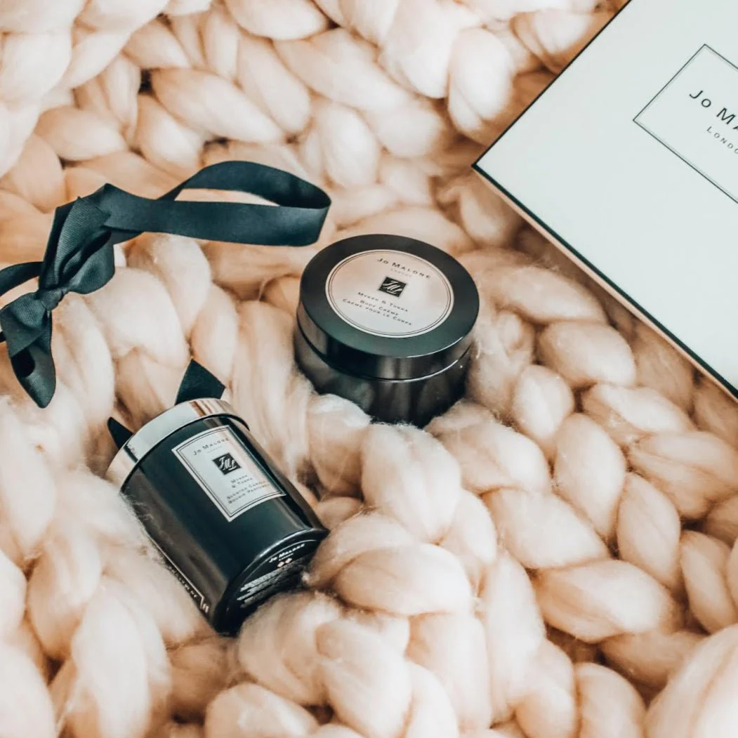 Jo Malone Myrrh & Tonka Body Creme - Image 3