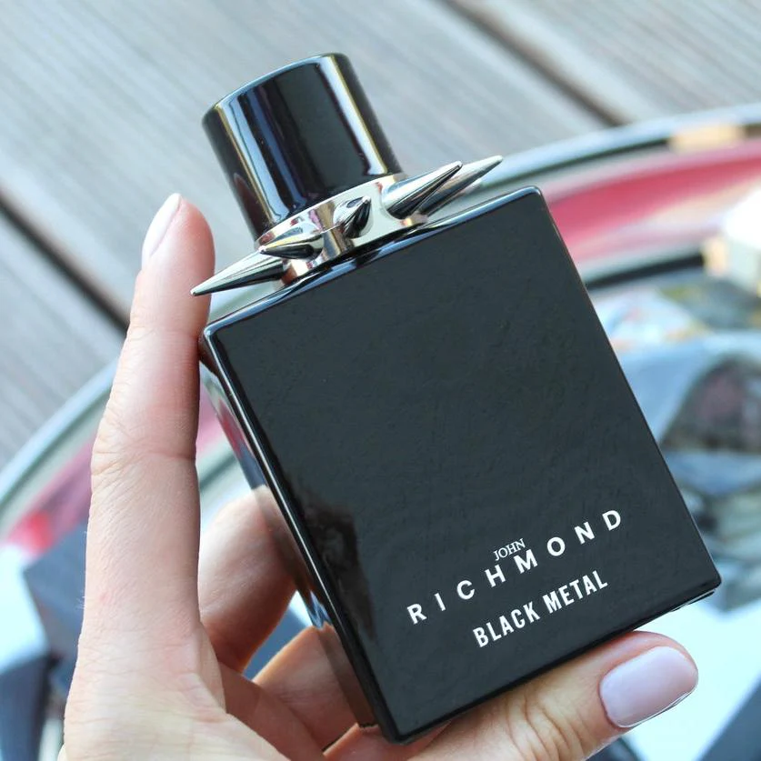 John Richmond Black Metal For Women EDP Gift Set - Image 4