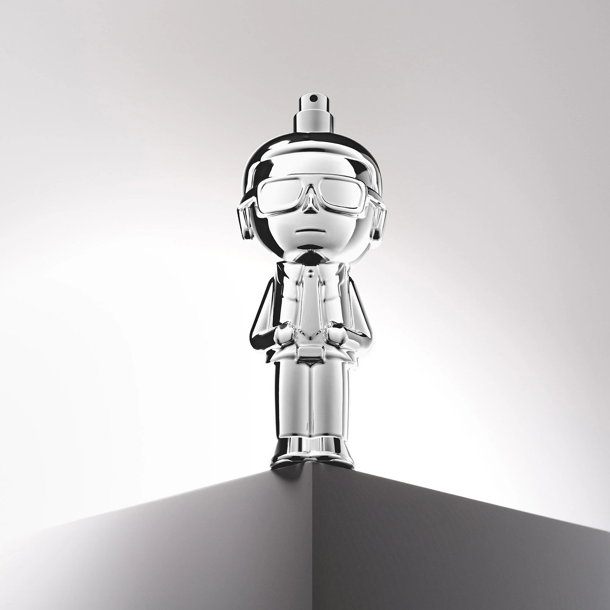 Karl Lagerfeld Ikonik Pour Homme EDP Gift Set - Image 2