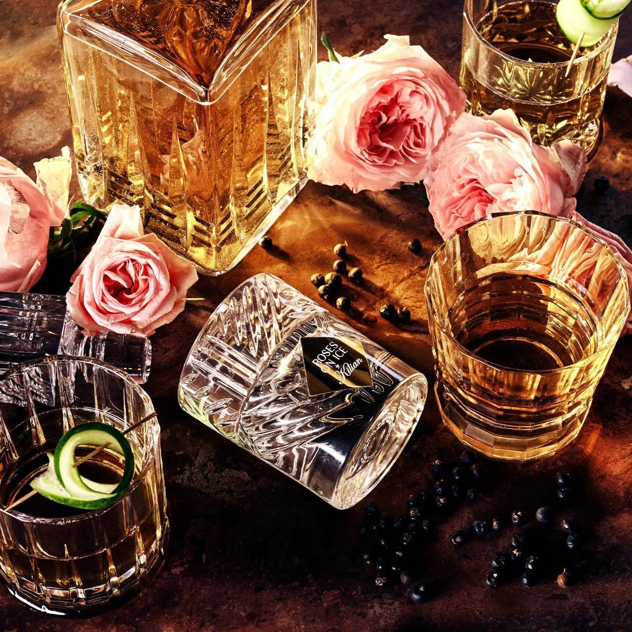 Kilian Roses On Ice EDP Carafe - Image 4