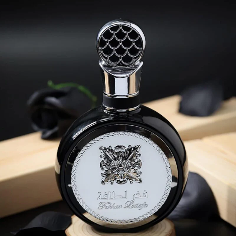 Lattafa Fakhar Black EDP - Image 4