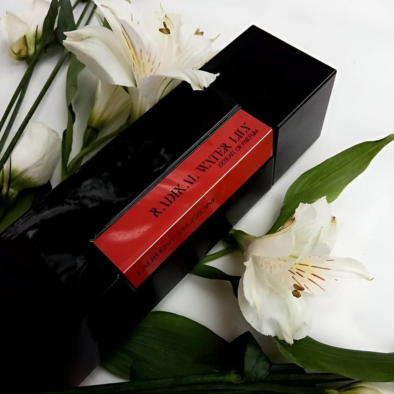 Laurent Mazzone Radikal Water Lily Extrait De Parfum - Image 4