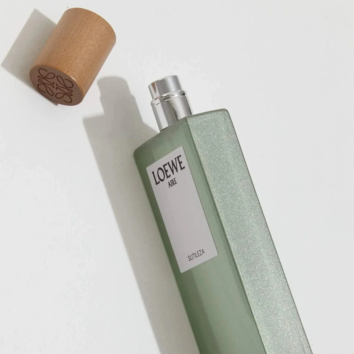 Loewe Aire Sutileza EDT - Image 2