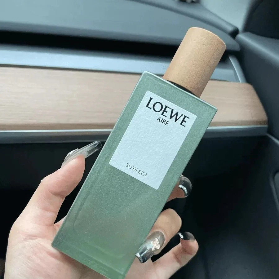 Loewe Aire Sutileza EDT - Image 3