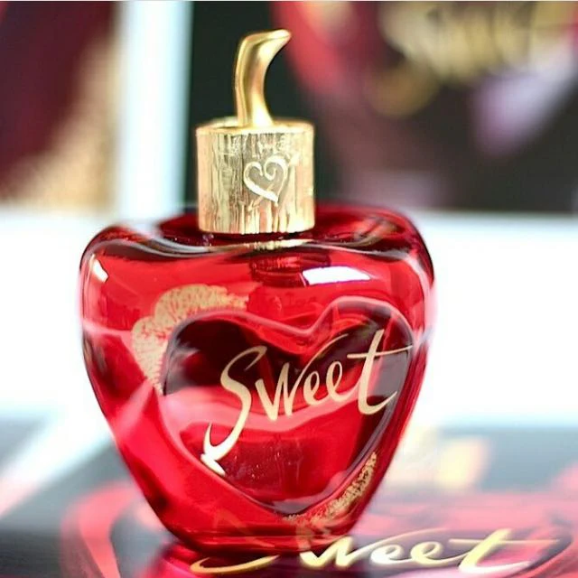 Lolita Lempicka Sweet Body Lotion - Image 3