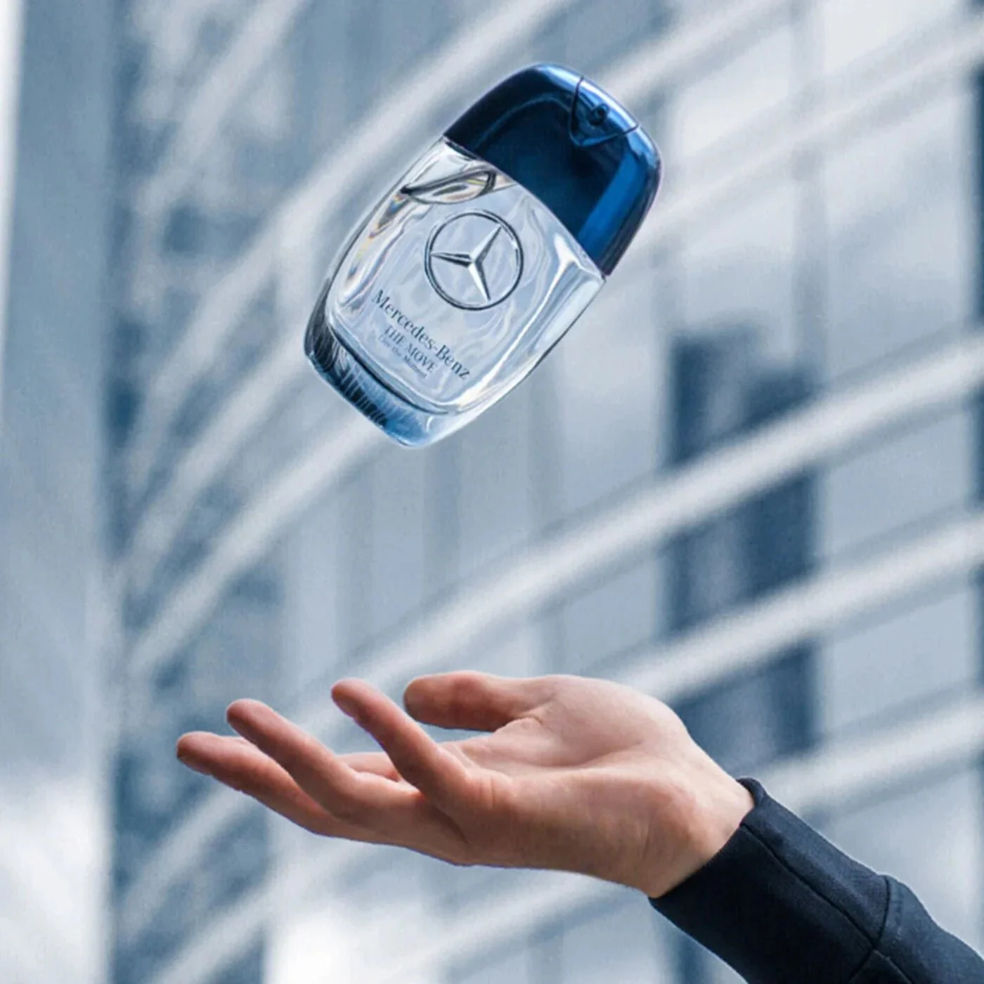 Mercedes Benz The Move EDT - Image 3