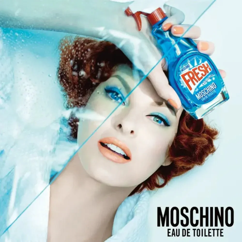 Moschino Mini Perfume Gift Set - Image 4