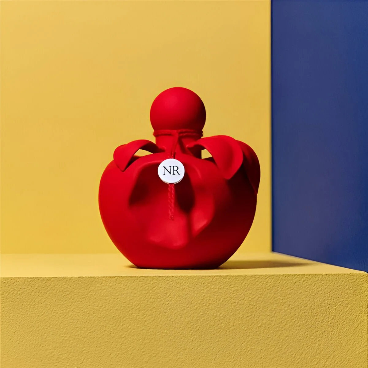 Nina Ricci Nina Extra Rouge EDP - Image 2