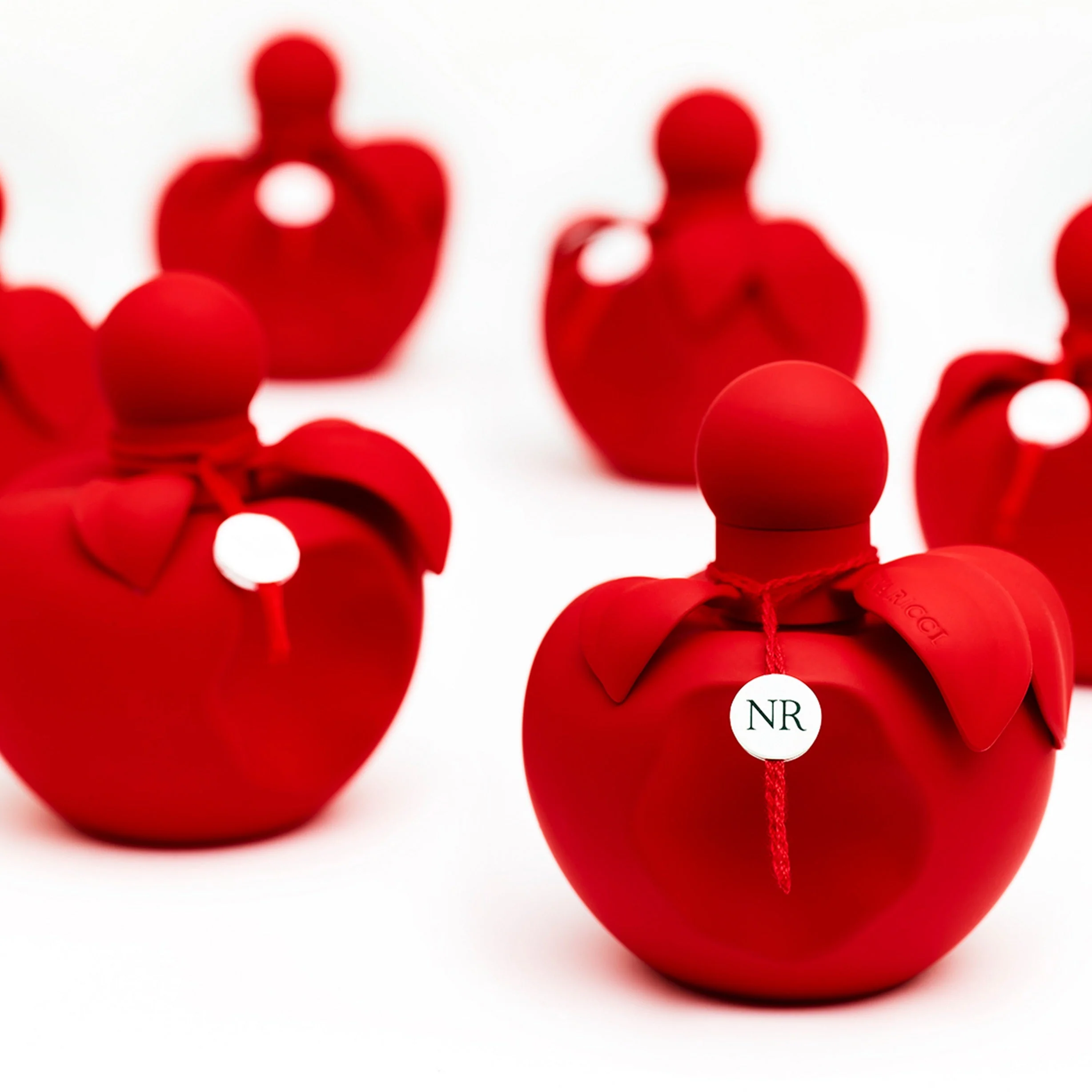 Nina Ricci Nina Extra Rouge EDP - Image 3