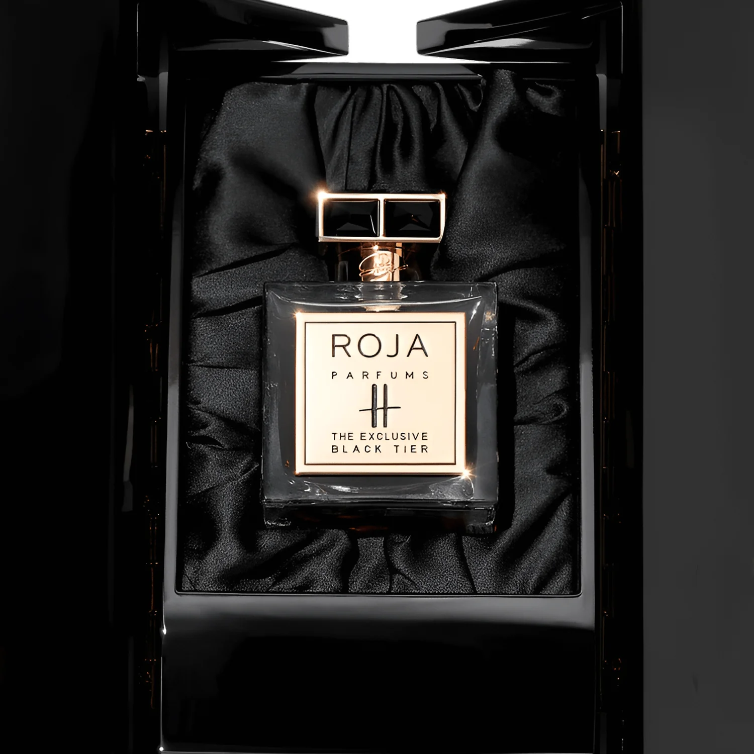 Roja Parfums H The Exclusive Black Tier Candle - Image 3