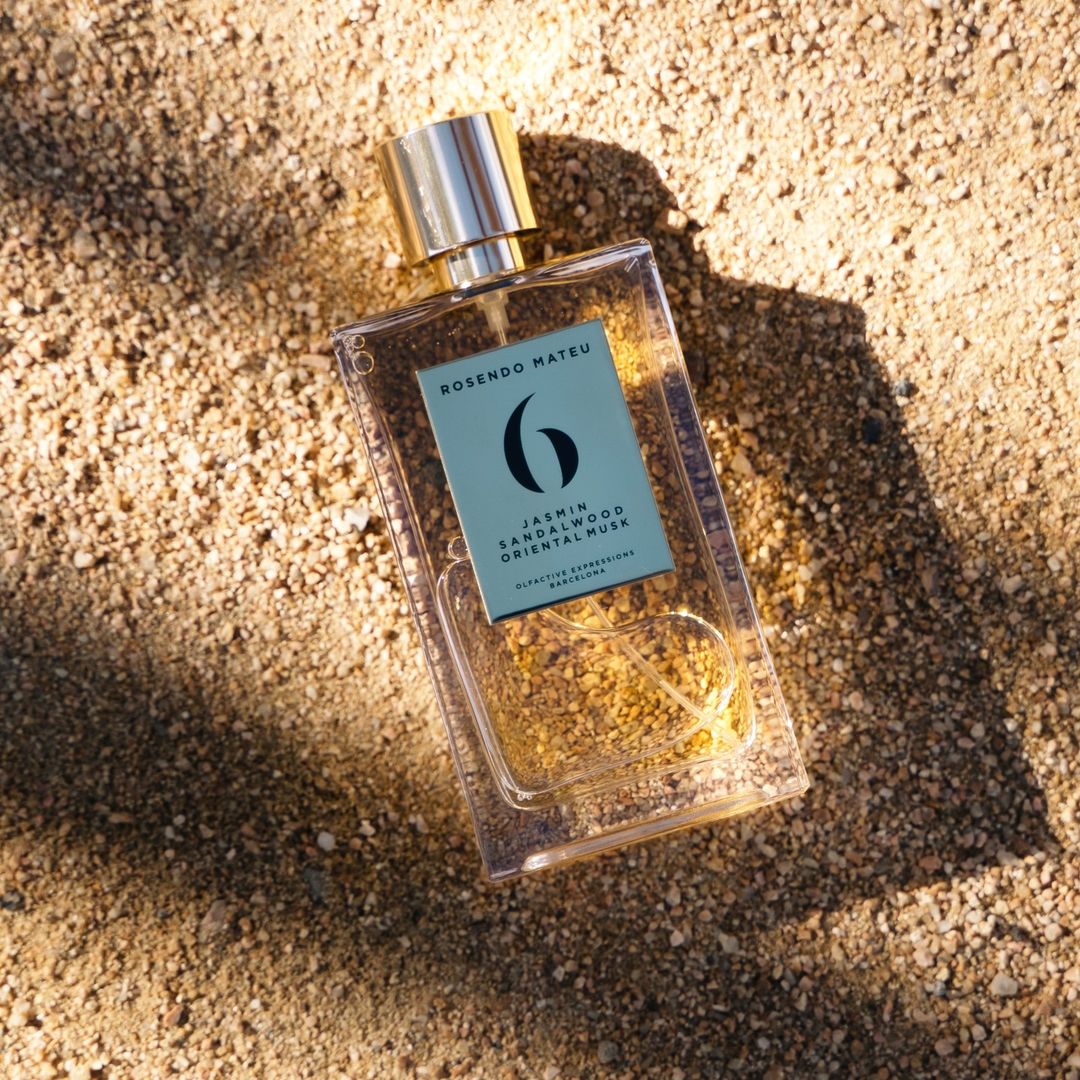 Rosendo Mateu No.6 Jasmin Sandalwood Oriental Musk EDP - Image 3