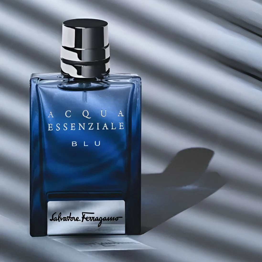 Salvatore Ferragamo Acqua Essenziale Blu EDT For Men Gift Set - Image 5