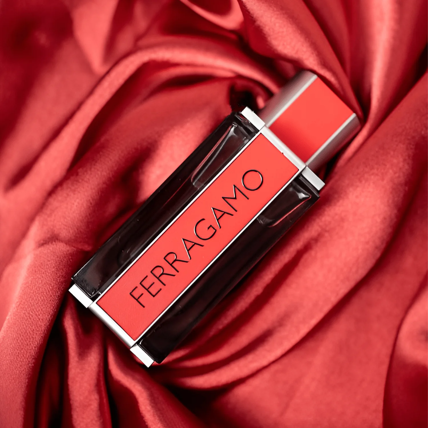 Salvatore Ferragamo Red Leather EDP Set for Men - Image 2