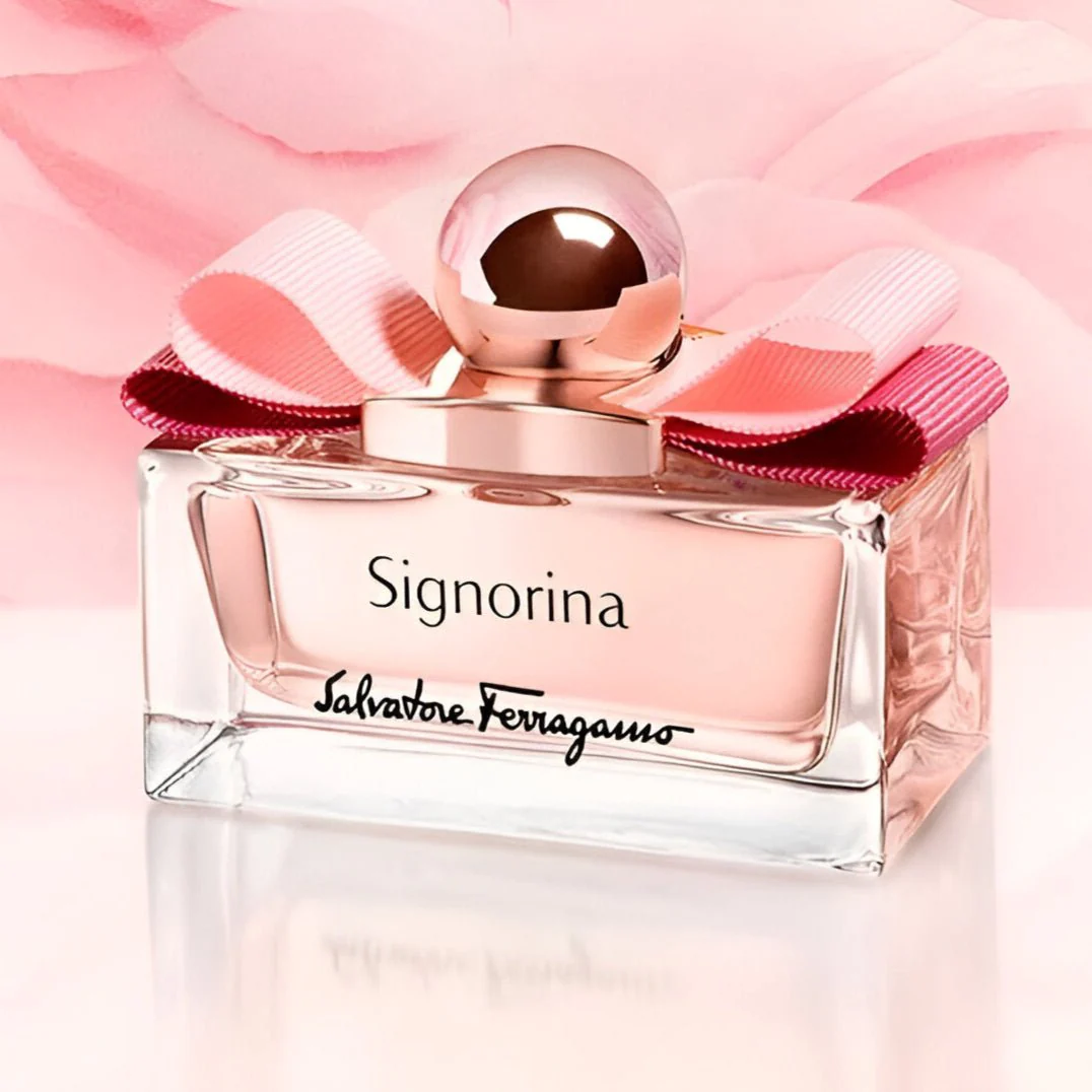 Salvatore Ferragamo Signorina EDP Body Lotion Gift Set - Image 2