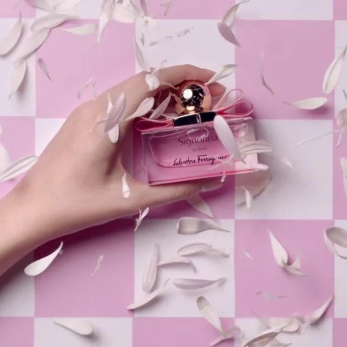 Salvatore Ferragamo Signorina In Fiore Bath & Shower Gel - Image 4