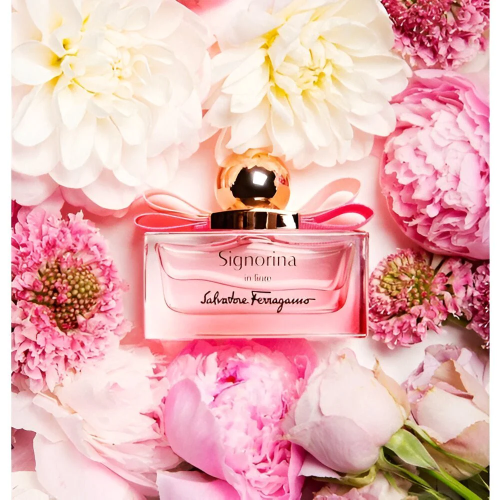 Salvatore Ferragamo Signorina In Fiore EDT Travel Gift Set For Women - Image 4