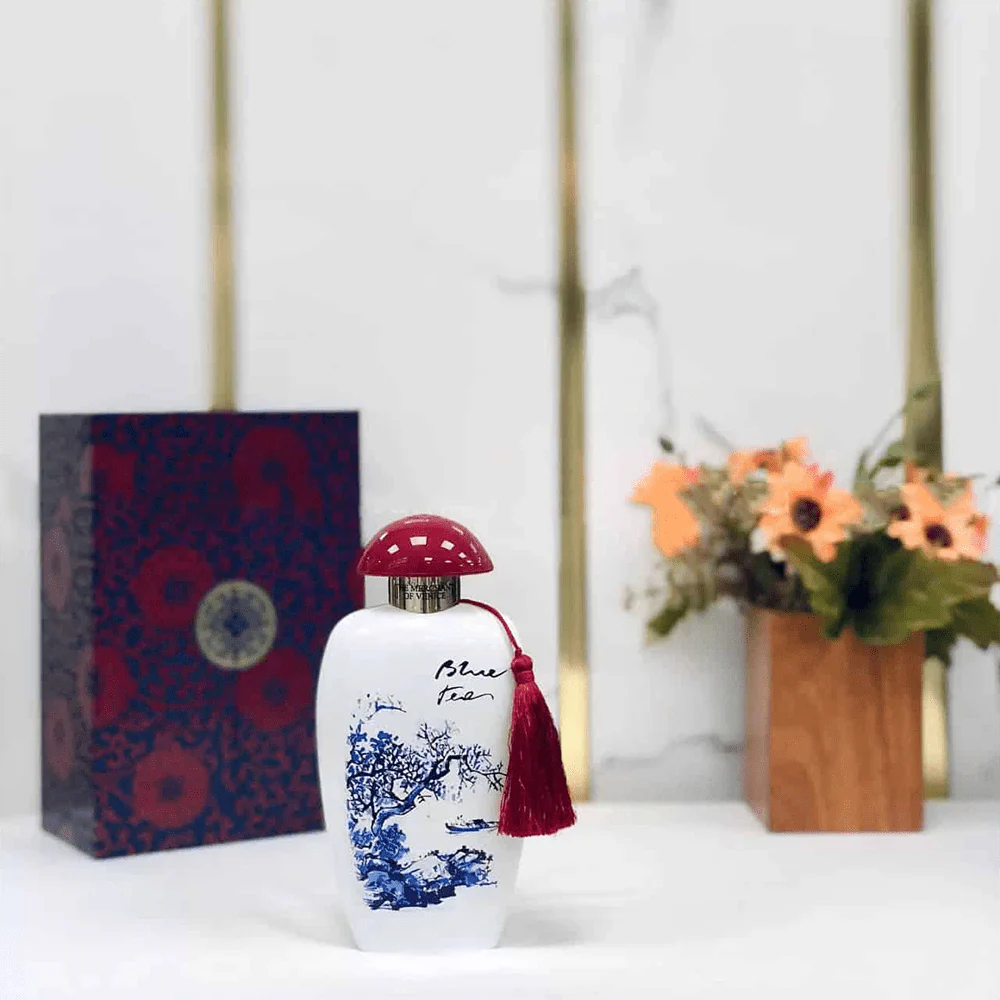 The Merchant Of Venice Blue Tea Hand Cleansing Gel - Image 3