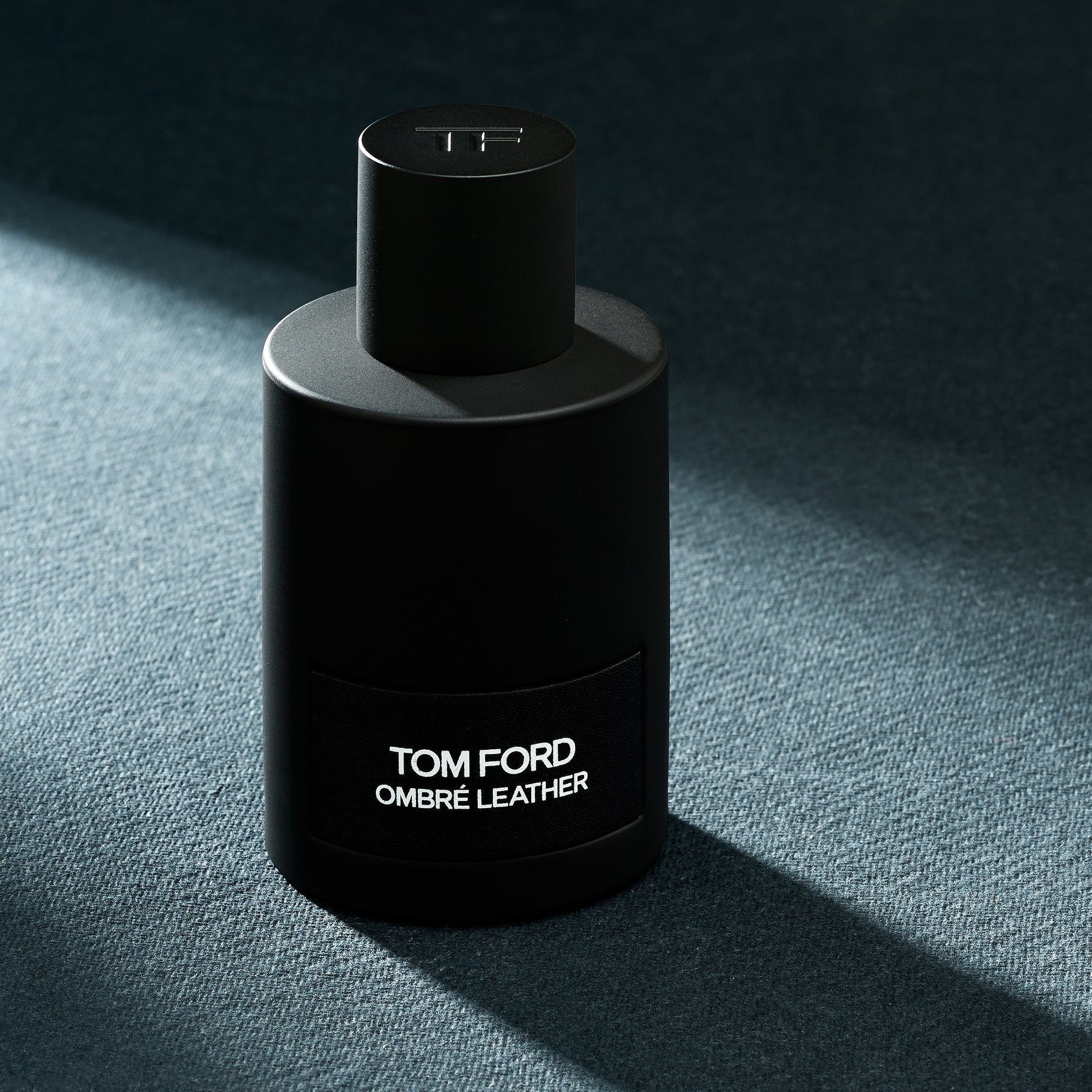 Tom Ford Ombre Leather All Over Body Spray - Image 3