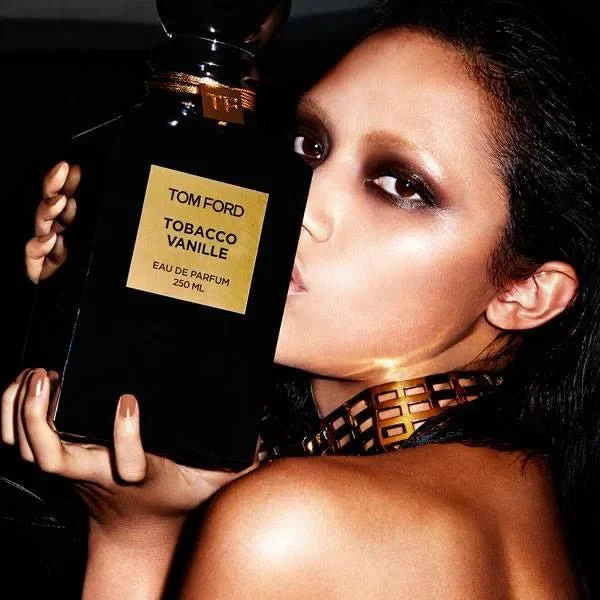 TOM FORD Tobacco Vanille All Over Body Spray - Image 3
