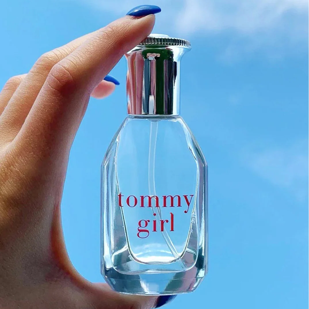 Tommy Hilfiger Tommy Girl Gift Set for Her 3 - Image 4