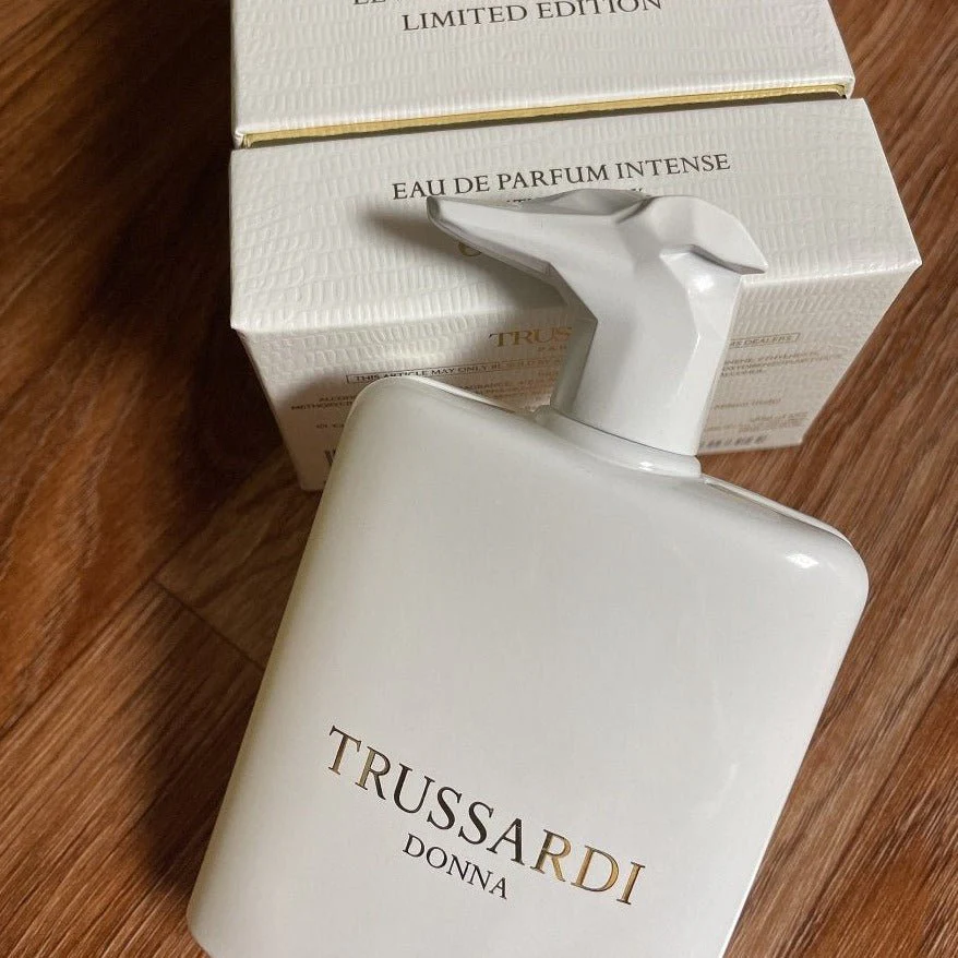 Trussardi Donna Levriero Collection Limited Edition EDP Intense - Image 3