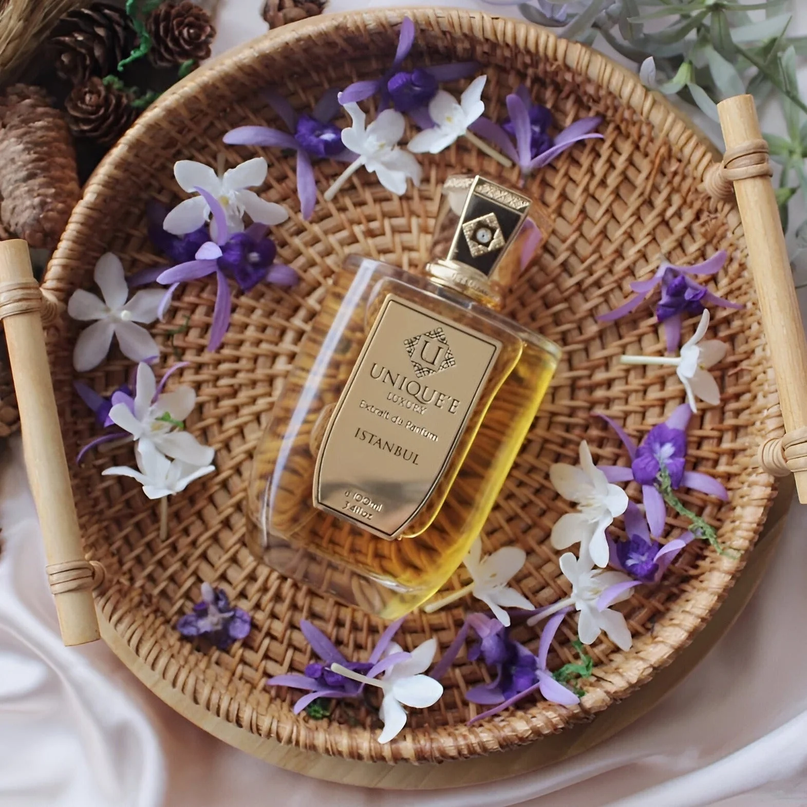 Unique'E Luxury Istanbul Extrait De Parfum - Image 2
